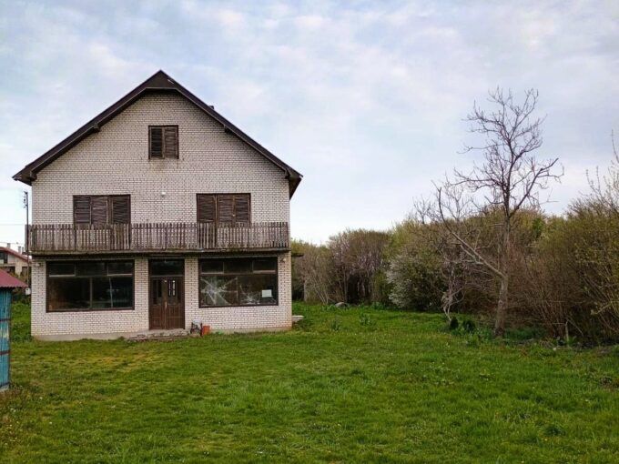 Kuća 240 m², 14 ari, Skela, Obrenovac, 100.000€