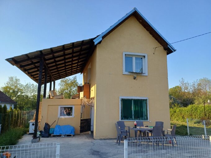 Kuća 111 m², 10 ari, Skela, Obrenovac, 74.000€